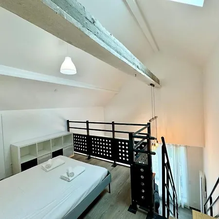 Au Coeur Des Moissons *